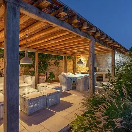 Charlotta Villa Radovani